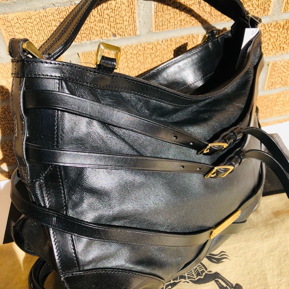 Authentic Burberry Crossbody - Picture 4 of 11